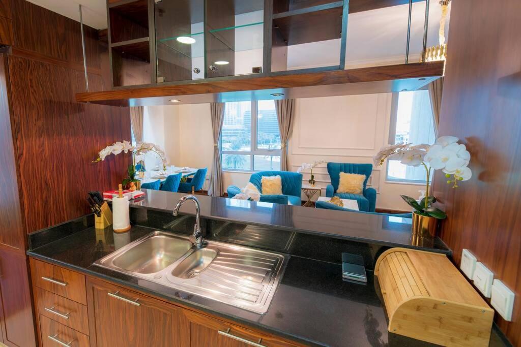 First Class 2Br With Full Burj Khalifa And Fountain View Dubái Exterior foto