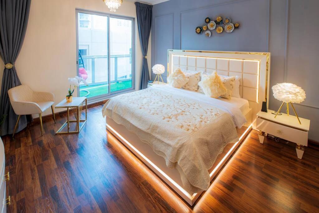 First Class 2Br With Full Burj Khalifa And Fountain View Dubái Exterior foto